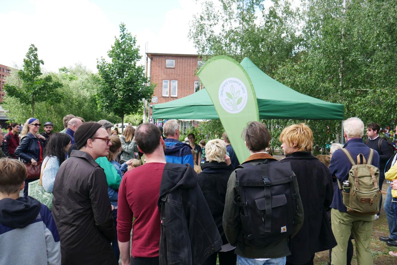 Führung von Andreas Dorau - Stopp bei der Loki Schmidt Stiftung