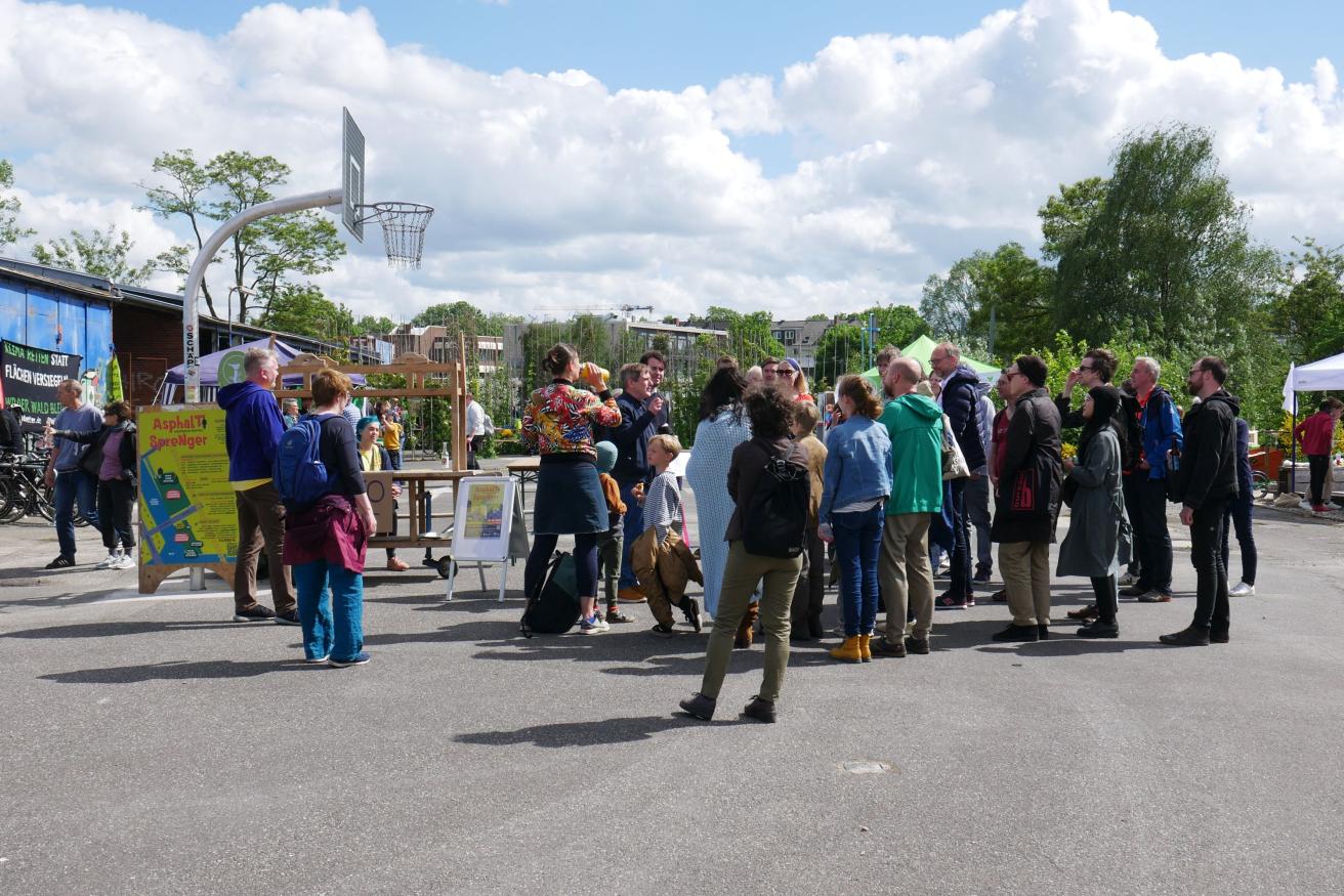 Start der audiovisuellen Führung von Andreas Dorau
