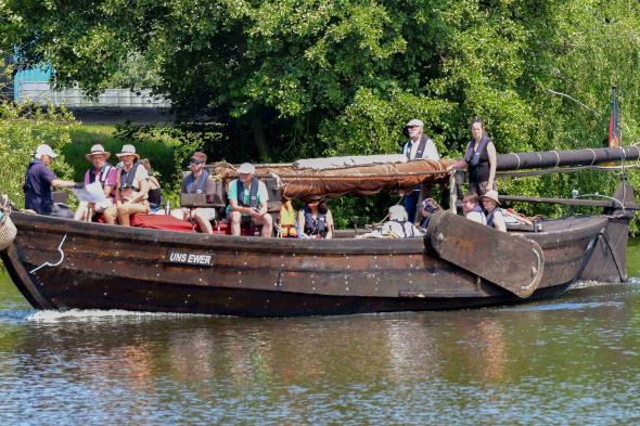 Symbolbild Was lebt in und an der Dove Elbe?