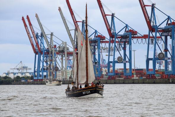 Symbolbild Leinen los mit dem Segelschiff »Landrath Küster« 